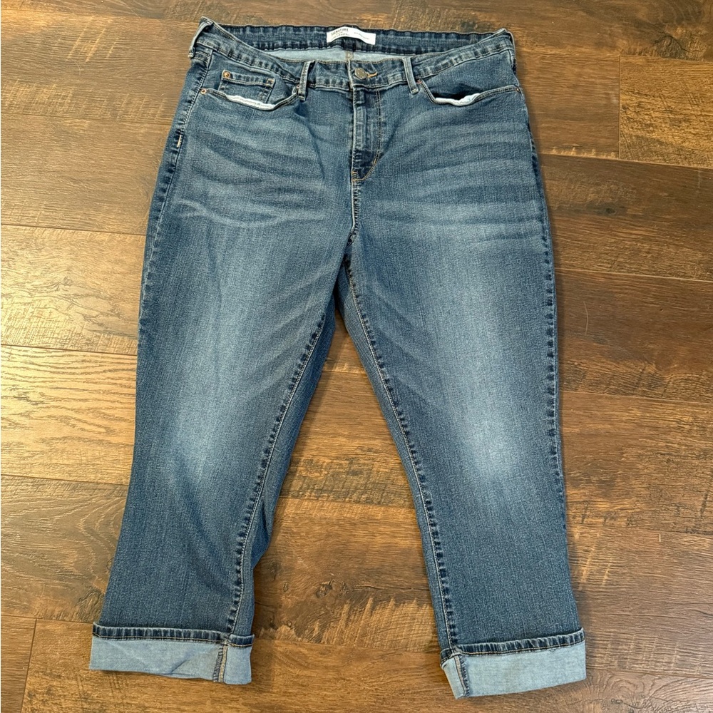 Denim capris